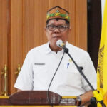 Sahli Darliansjah saat sampaikan sambutan pada acara pelantikan dan pengukuhan pengurus Lembaga Bantuan Hukum (LBH) Antang Damang.