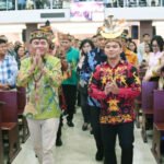 Gubernur Kalimantan Tengah Agustiar Sabran saat menghadiri Konser Akbar Kontingen PESPARAWI Provinsi Kalimantan Tengah di Gedung Gereja Kalimantan Evangelis Sakatik Palangka Raya, Senin (11/5/2026). (Foto : Ist)