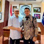 Ketua Umum DPP PAN Zulkifli Hasan dan Hasrat, S.Ag Ketua DPD PAN Barito Utara. (foto : Ist)